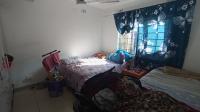 Bed Room 2 - 13 square meters of property in Austerville
