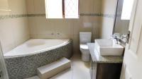 Bathroom 1 - 7 square meters of property in Wentworth 