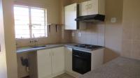 Kitchen - 7 square meters of property in Sundowner
