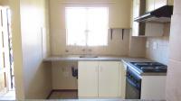 Kitchen - 7 square meters of property in Sundowner