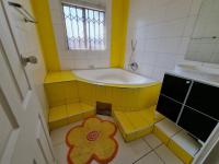 Bathroom 1 - 6 square meters of property in Actonville