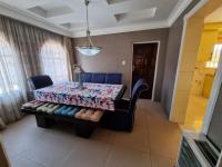 Dining Room - 16 square meters of property in Actonville