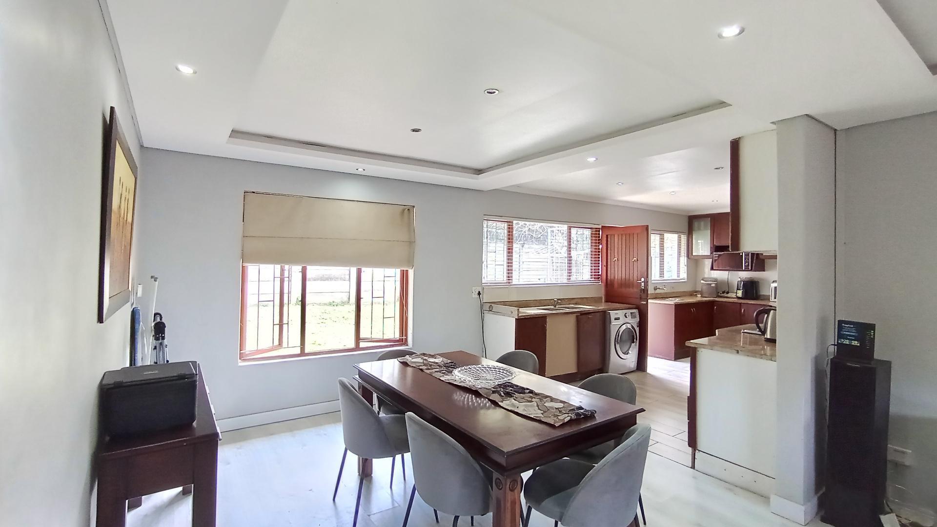 Dining Room - 10 square meters of property in Pelham