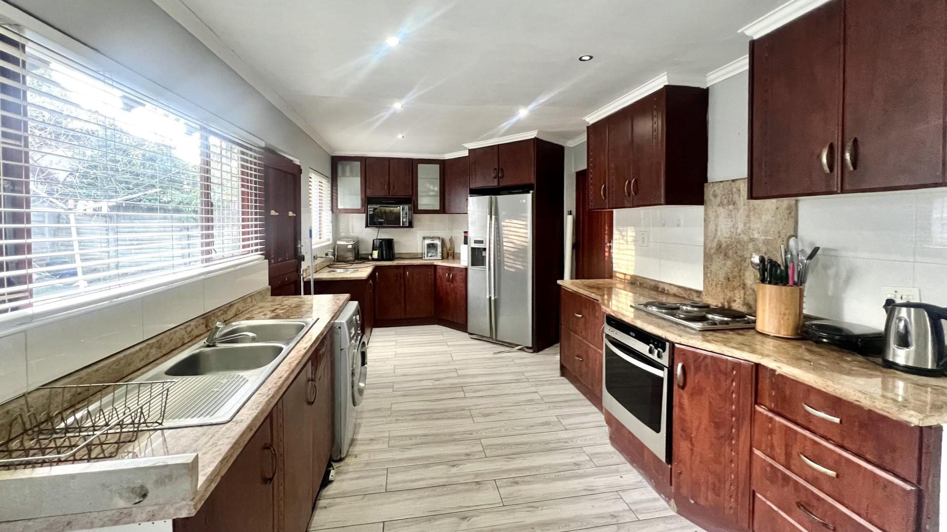 Kitchen - 15 square meters of property in Pelham