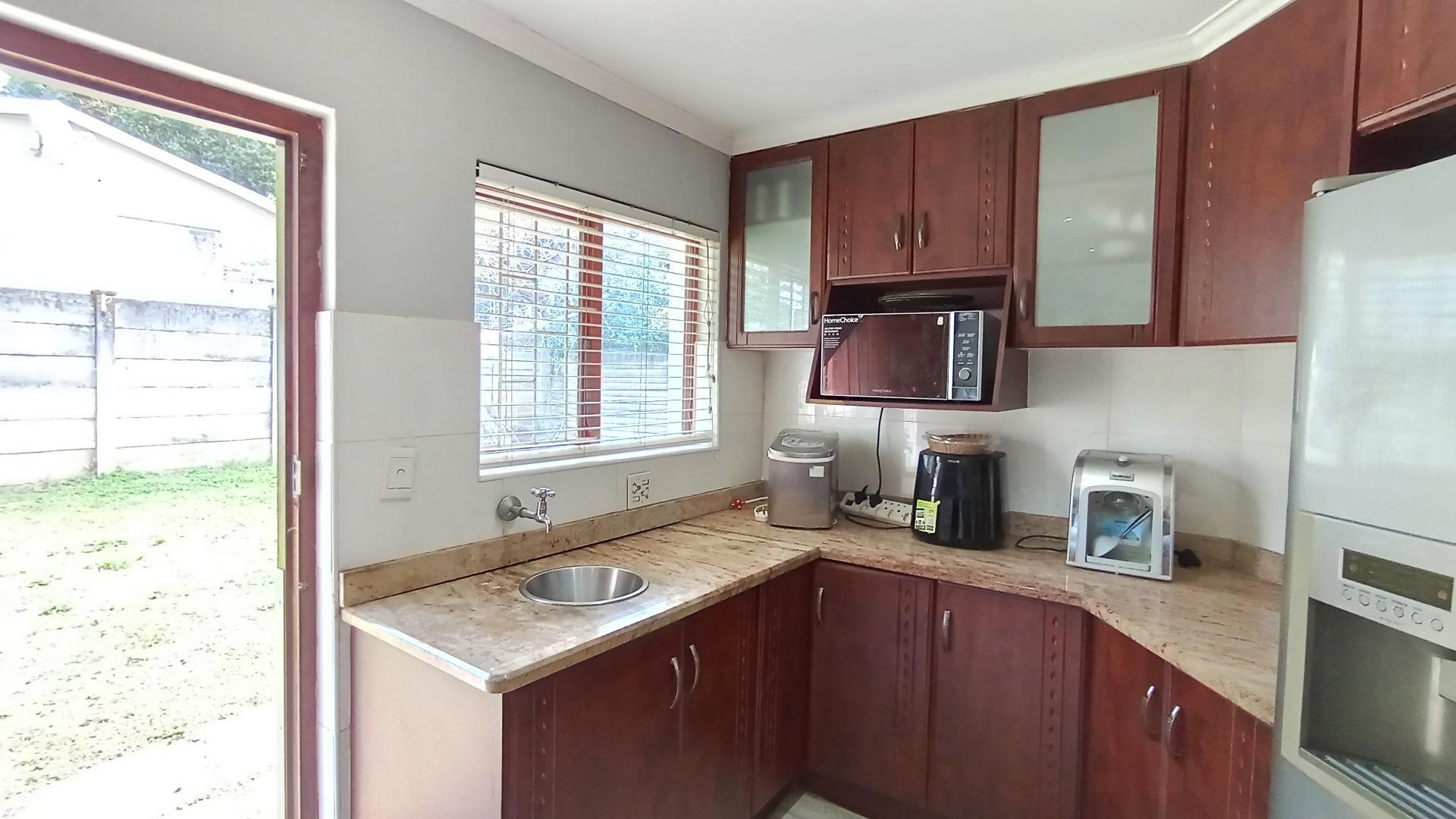 Kitchen - 15 square meters of property in Pelham