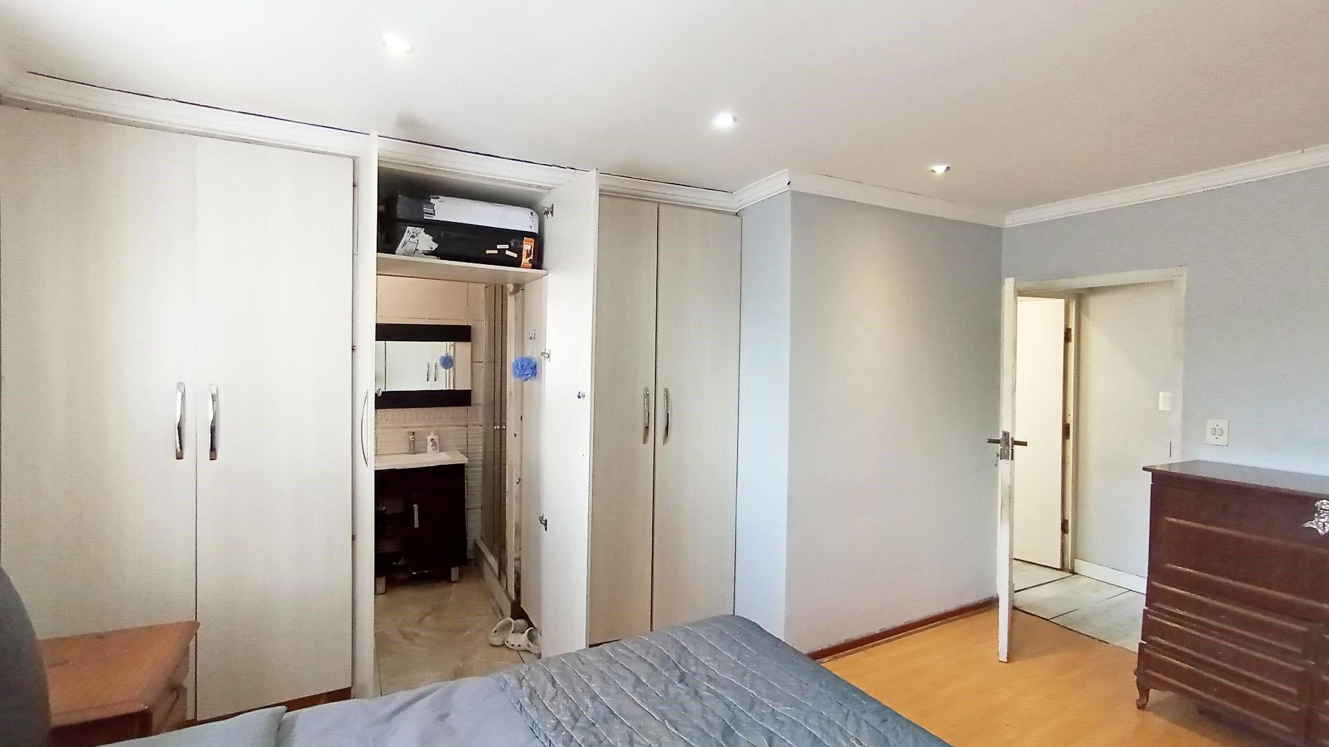 Main Bedroom - 20 square meters of property in Pelham