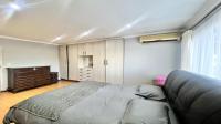Main Bedroom of property in Pelham