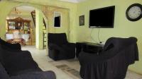 Lounges - 12 square meters of property in Lawley