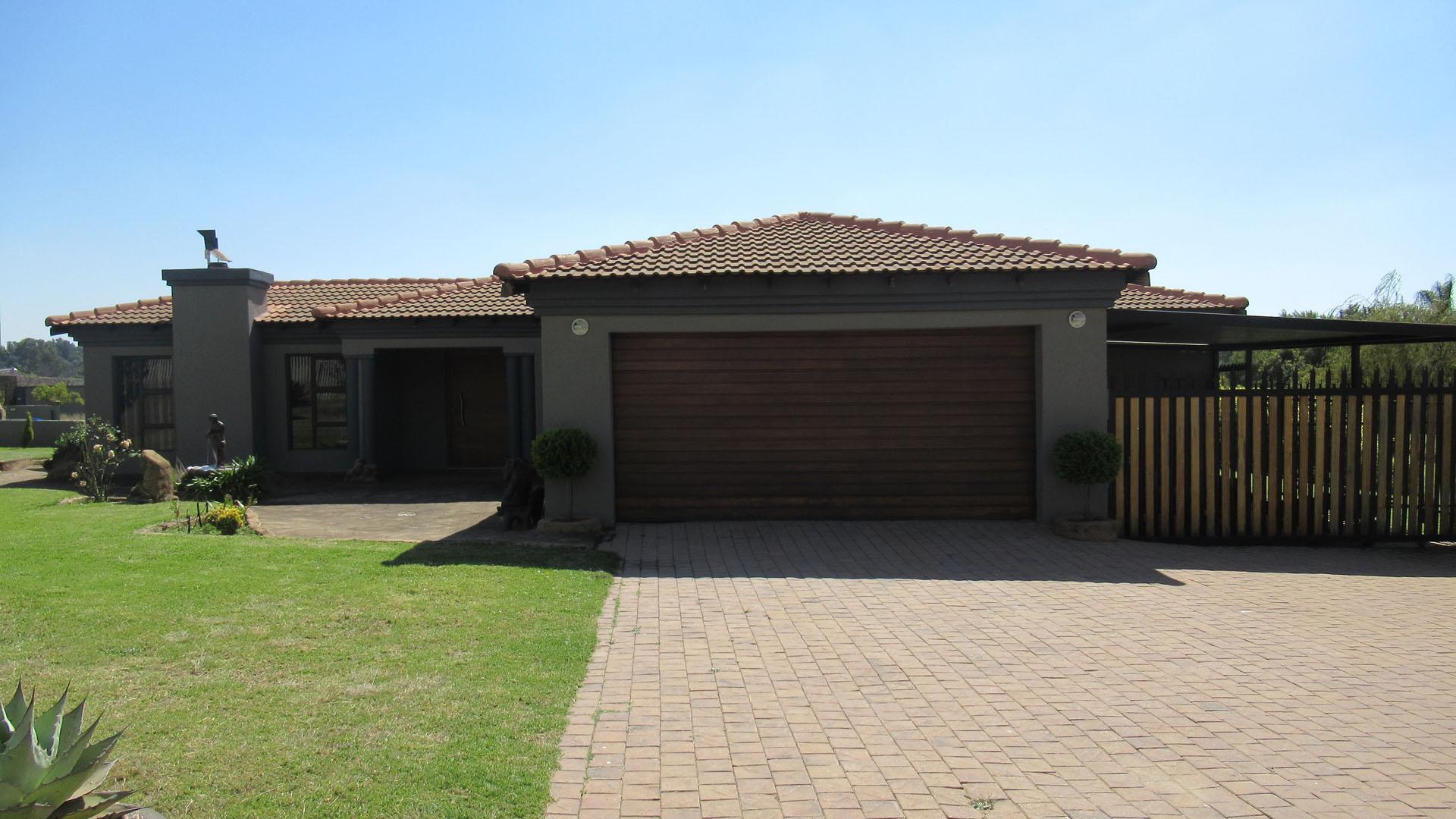 Front View of property in Glen Austin AH (Midrand)