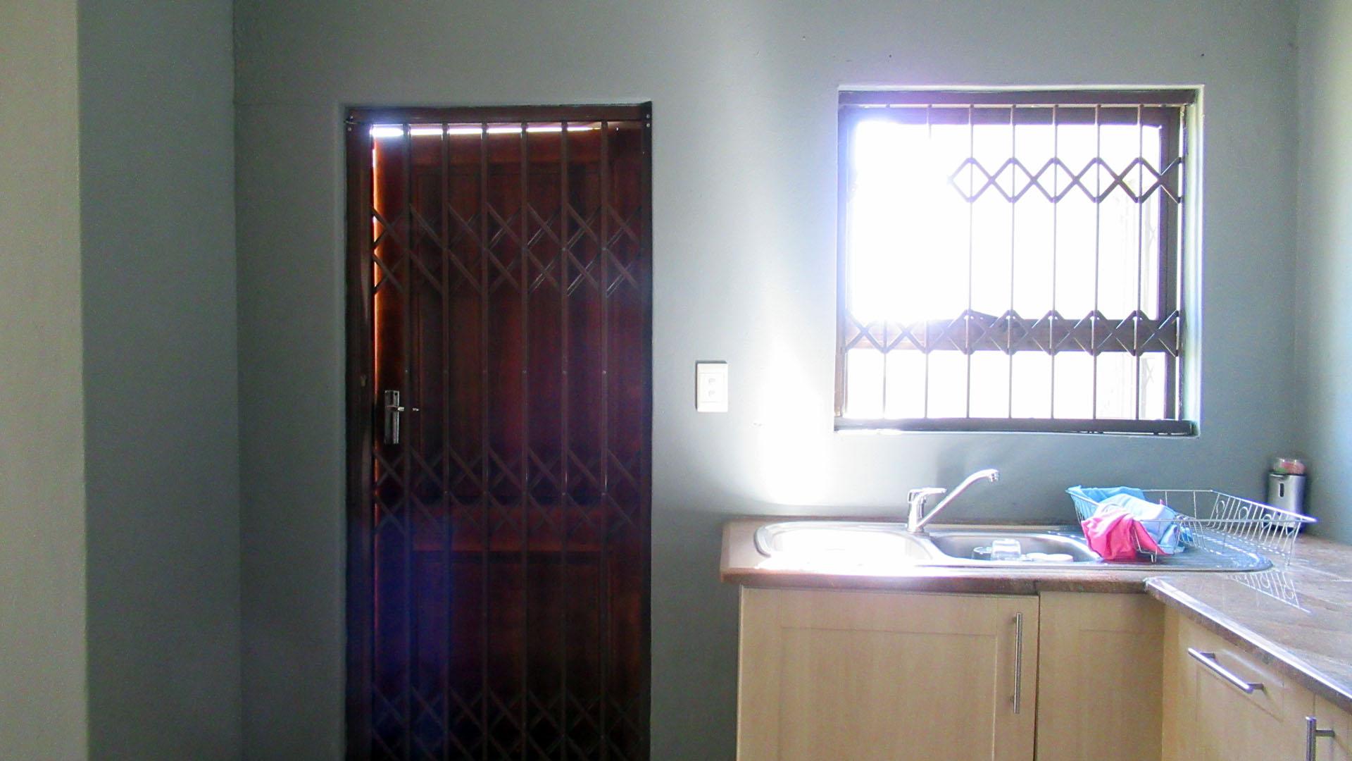 Scullery - 10 square meters of property in Glen Austin AH (Midrand)