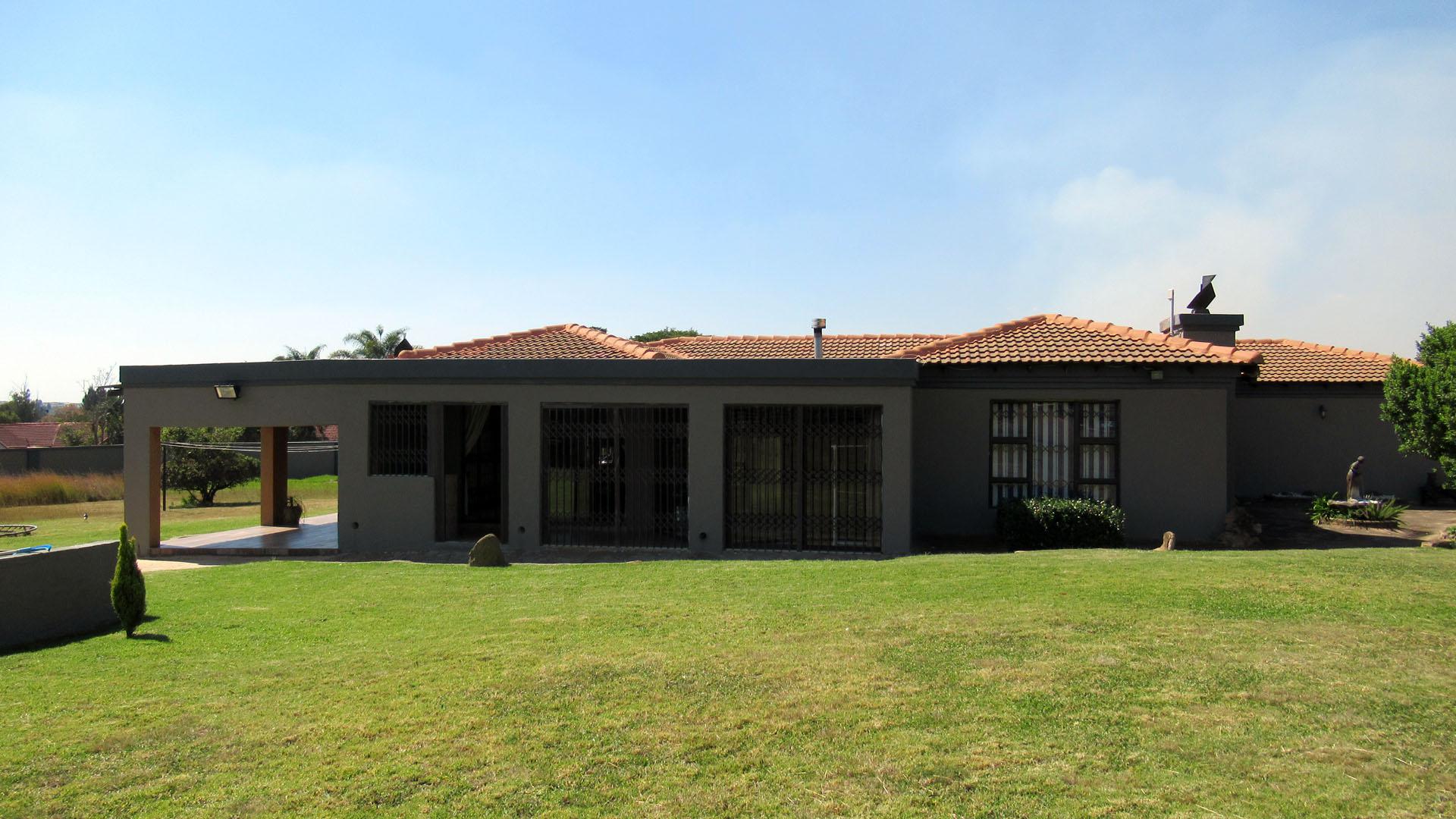 Backyard of property in Glen Austin AH (Midrand)