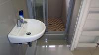 Main Bathroom - 6 square meters of property in Westbrook