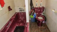 Main Bathroom - 10 square meters of property in Brackenham