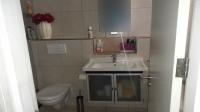 Bathroom 1 - 7 square meters of property in Umhlanga Rocks