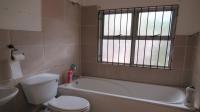 Bathroom 1 - 4 square meters of property in Noordhang