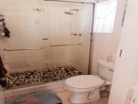 Bathroom 2 - 7 square meters of property in Middelvlei AH