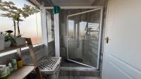 Bathroom 1 of property in Bassonia Rock