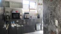 Kitchen - 10 square meters of property in Bassonia Rock