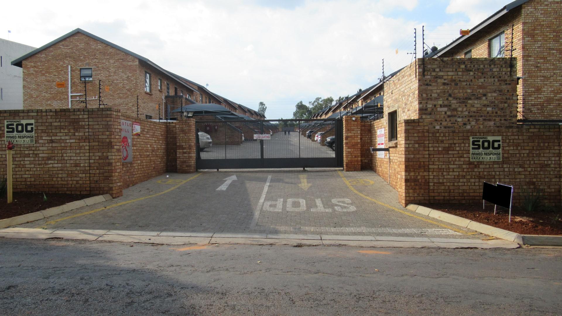 Front View of property in Elandsfontein