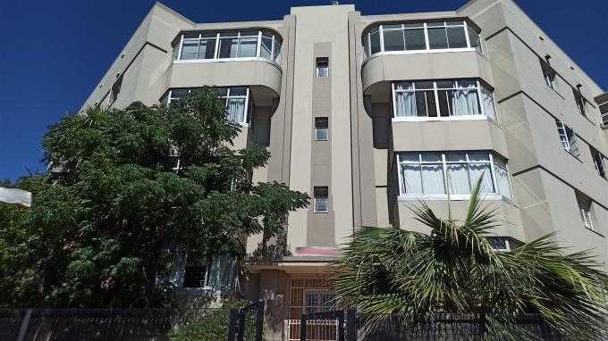 2 Bedroom Apartment for Sale For Sale in Zonnebloem - Home Sell - MR439785