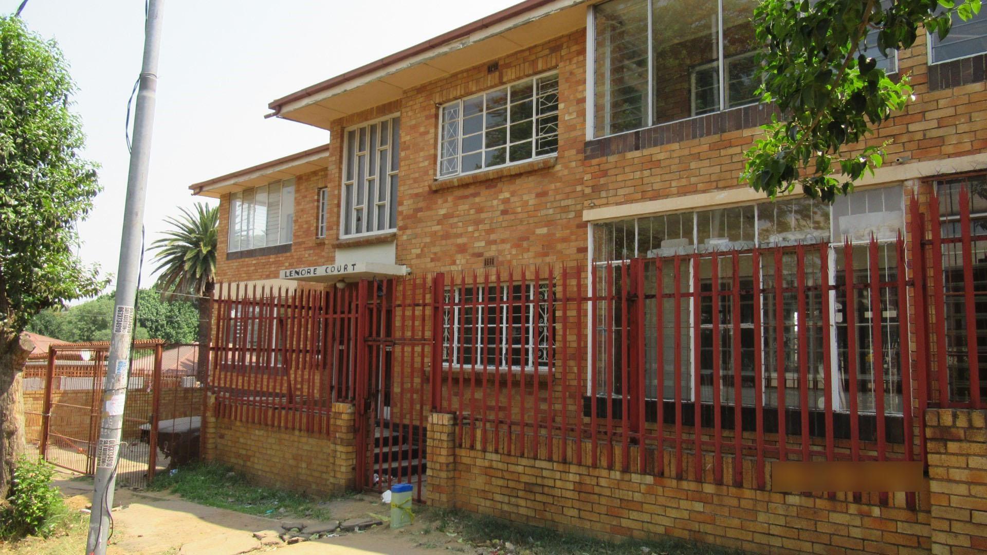 Front View of property in Rosettenville