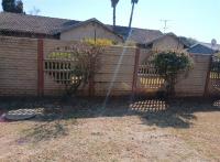 Front View of property in Mayberry Park