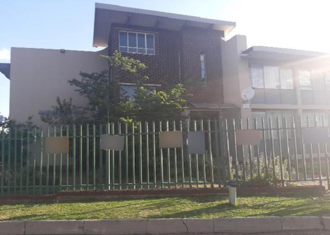 FNB SIE Sale In Execution 1 Bedroom Sectional Title for Sale in Mindalore - MR440879