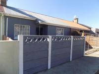 2 Bedroom 1 Bathroom House for Sale for sale in Port Elizabeth Central