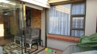 Patio - 12 square meters of property in Homes Haven