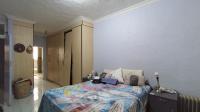 Main Bedroom - 22 square meters of property in Bramley Park