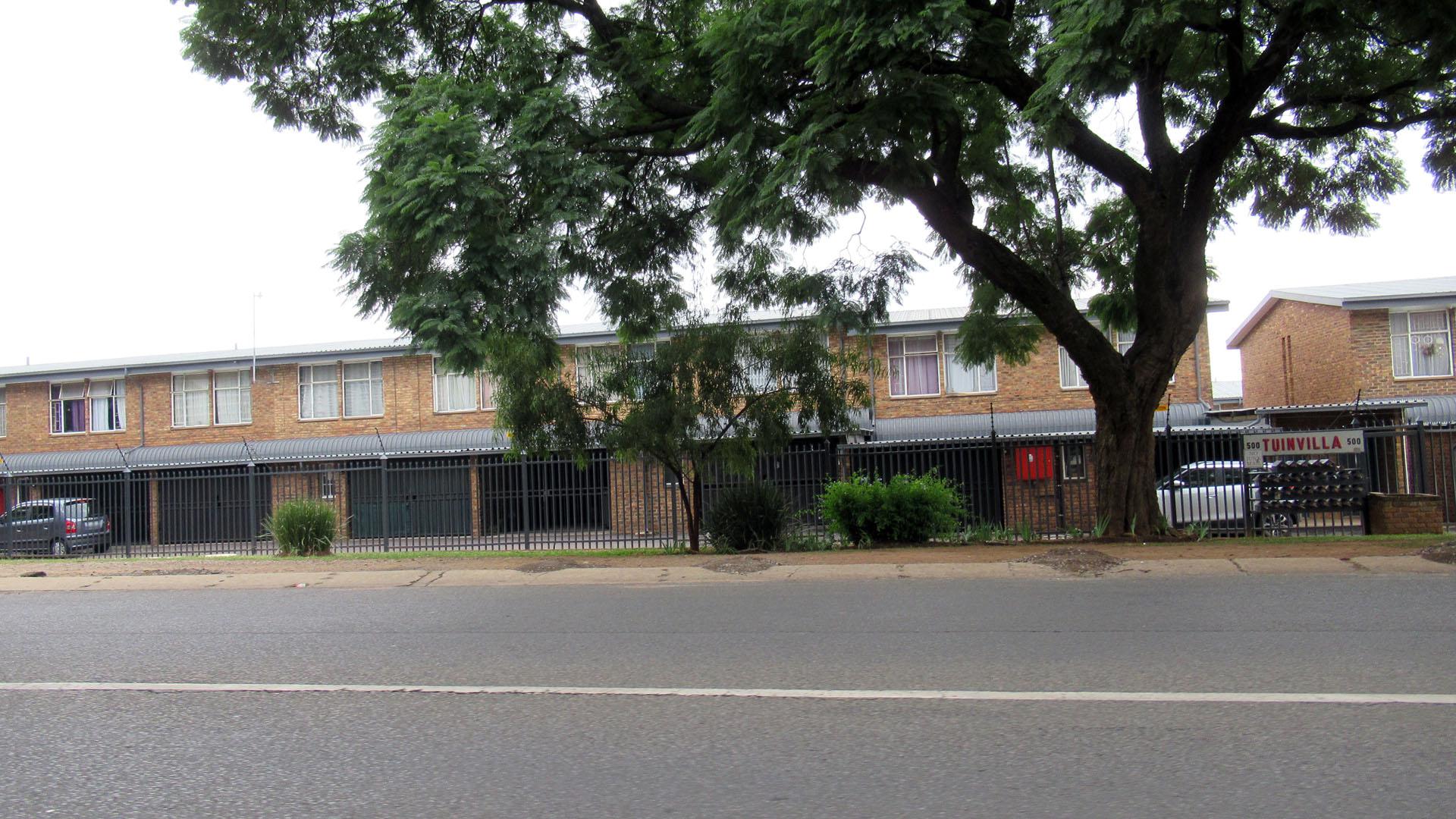 Front View of property in Pretoria Gardens