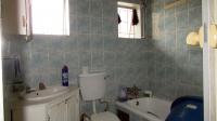 Bathroom 1 - 5 square meters of property in Pretoria West