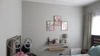 Main Bedroom - 15 square meters of property in Rynfield AH