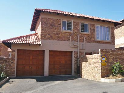 3 Bedroom Duplex for Sale and to Rent For Sale in Midrand - Private Sale - MR44264