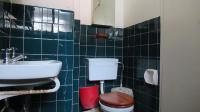 Bathroom 1 - 5 square meters of property in Kempton Park