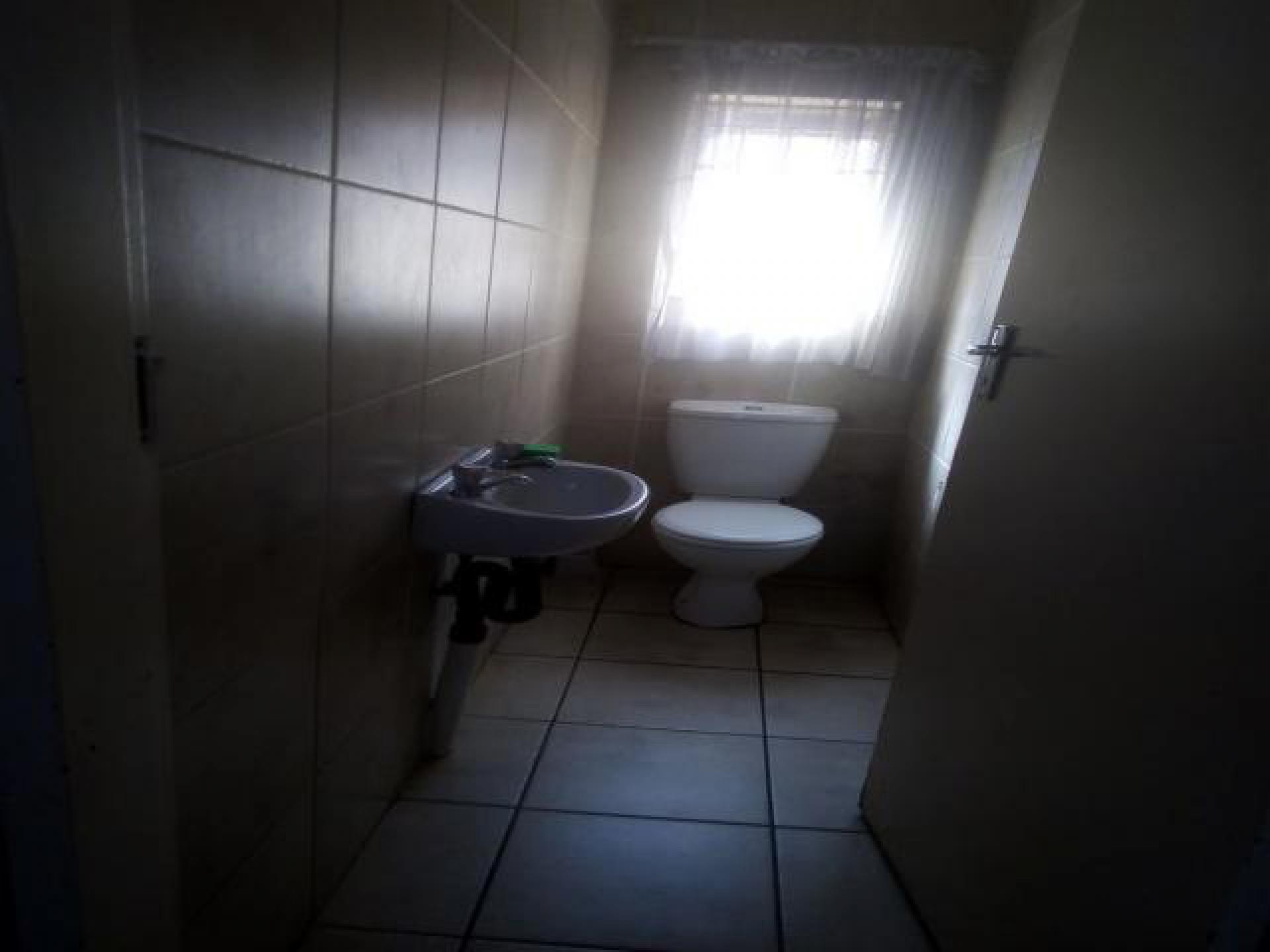 Guest Toilet of property in Vanderbijlpark