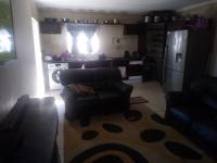 Lounges - 17 square meters of property in Vanderbijlpark