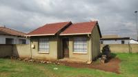 Front View of property in Vosloorus