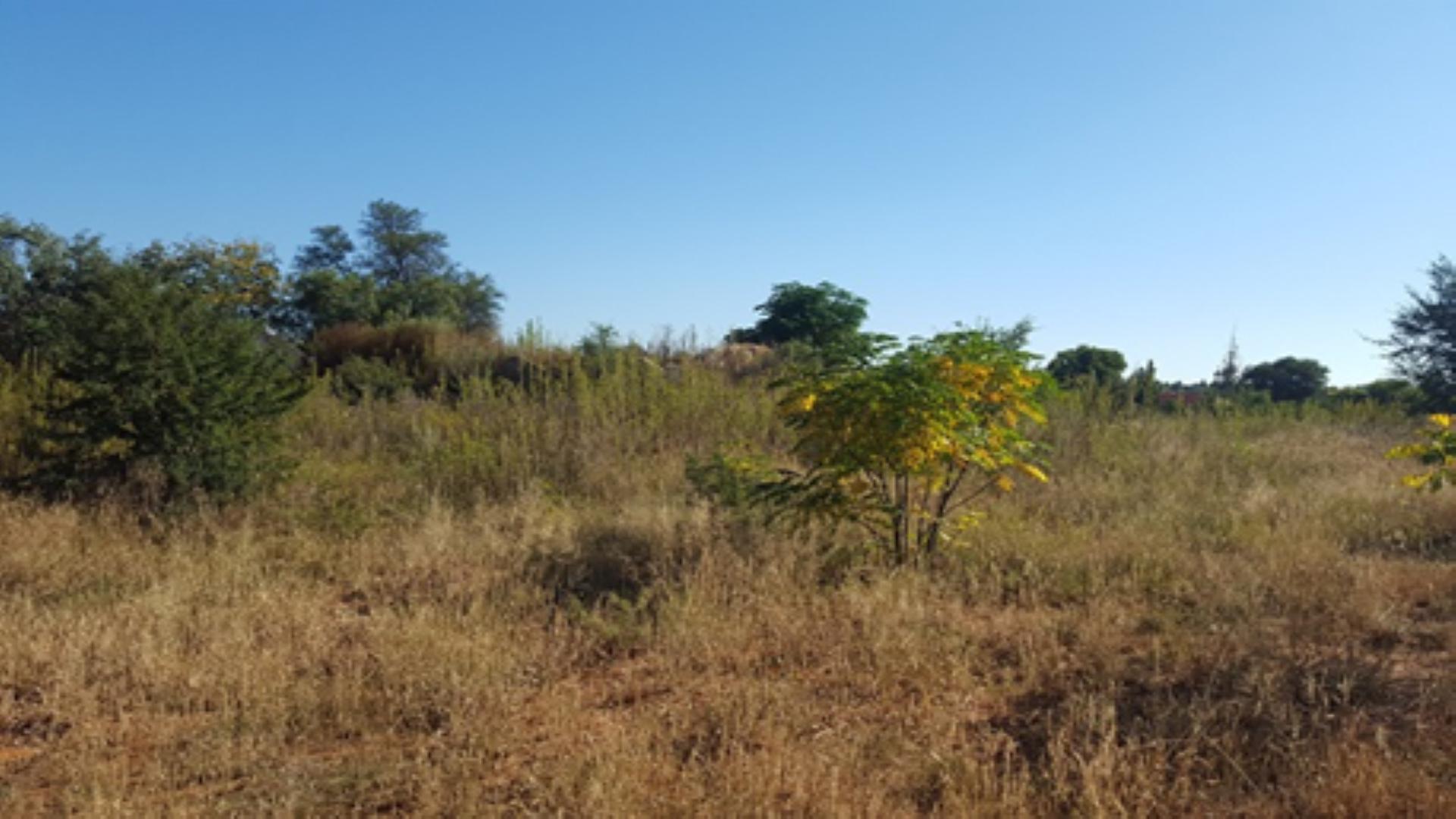 Front View of property in Flimieda