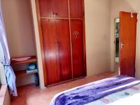 Bed Room 5+ of property in Uvongo