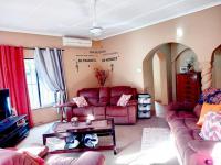 Lounges - 62 square meters of property in Uvongo