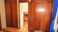 Main Bedroom - 39 square meters of property in Uvongo