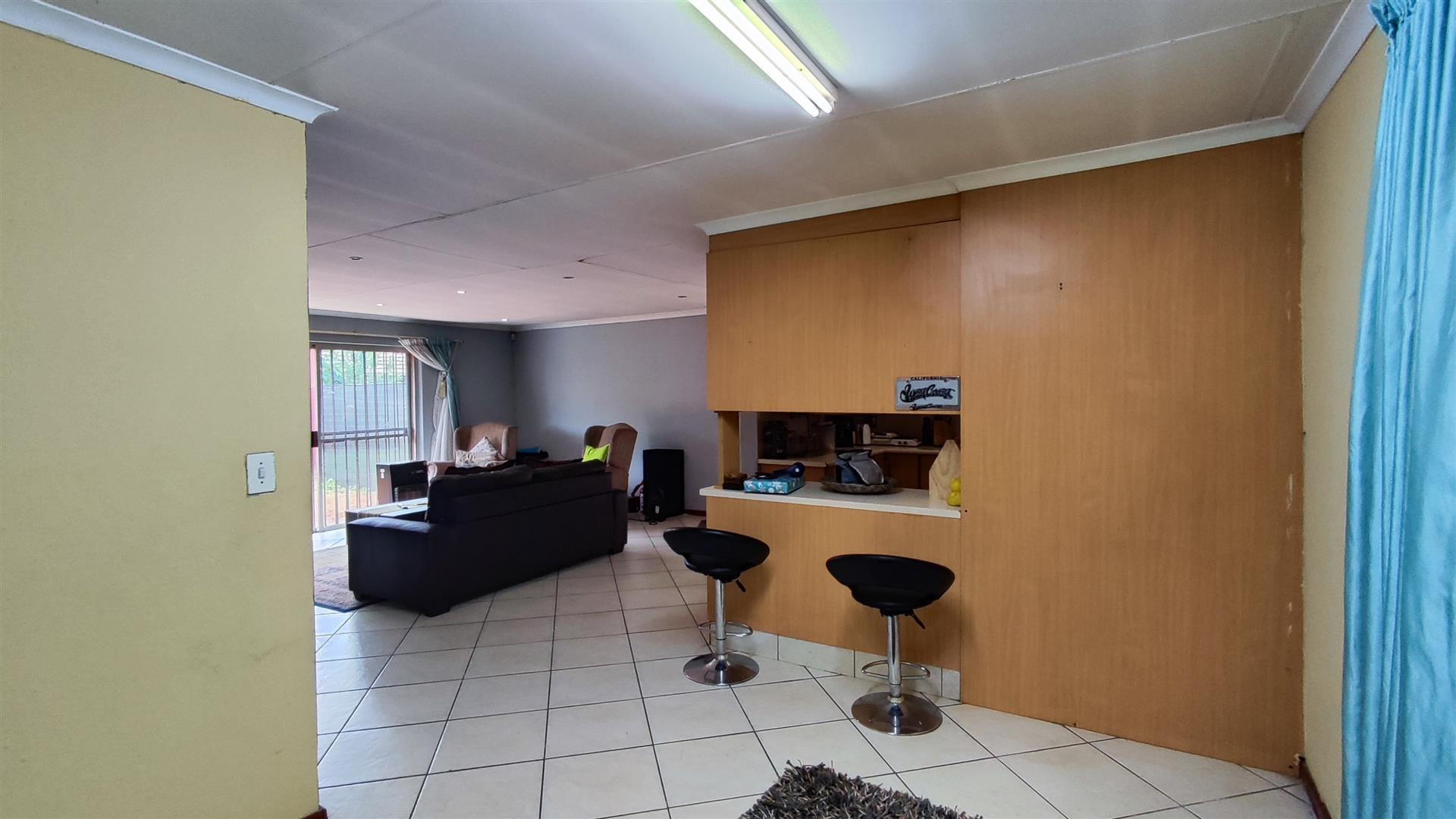 Dining Room - 16 square meters of property in Pomona