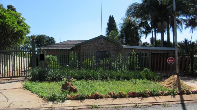 3 Bedroom House for Sale For Sale in Pretoria Gardens - Home Sell - MR443369
