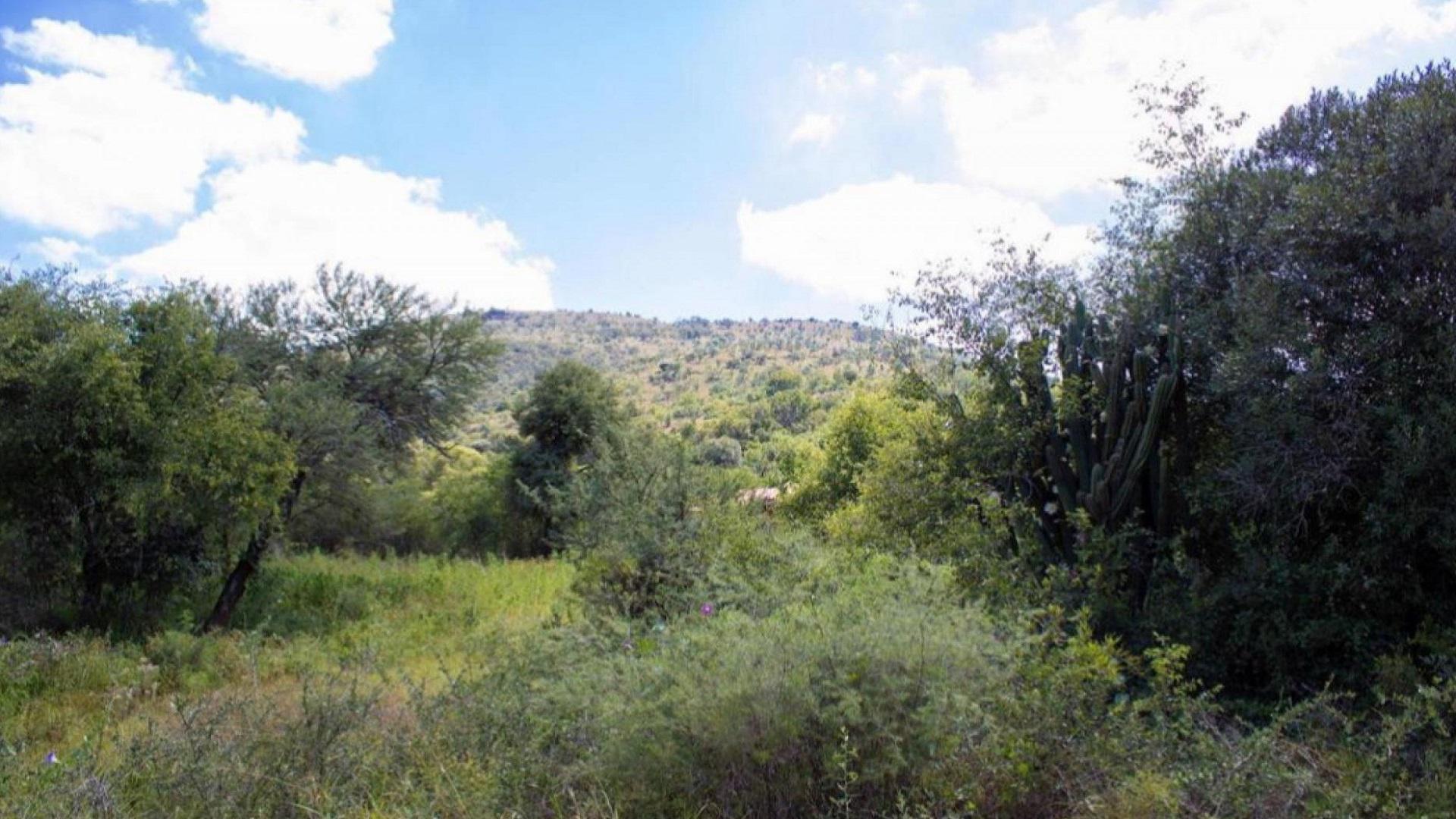 Front View of property in Hartbeespoort