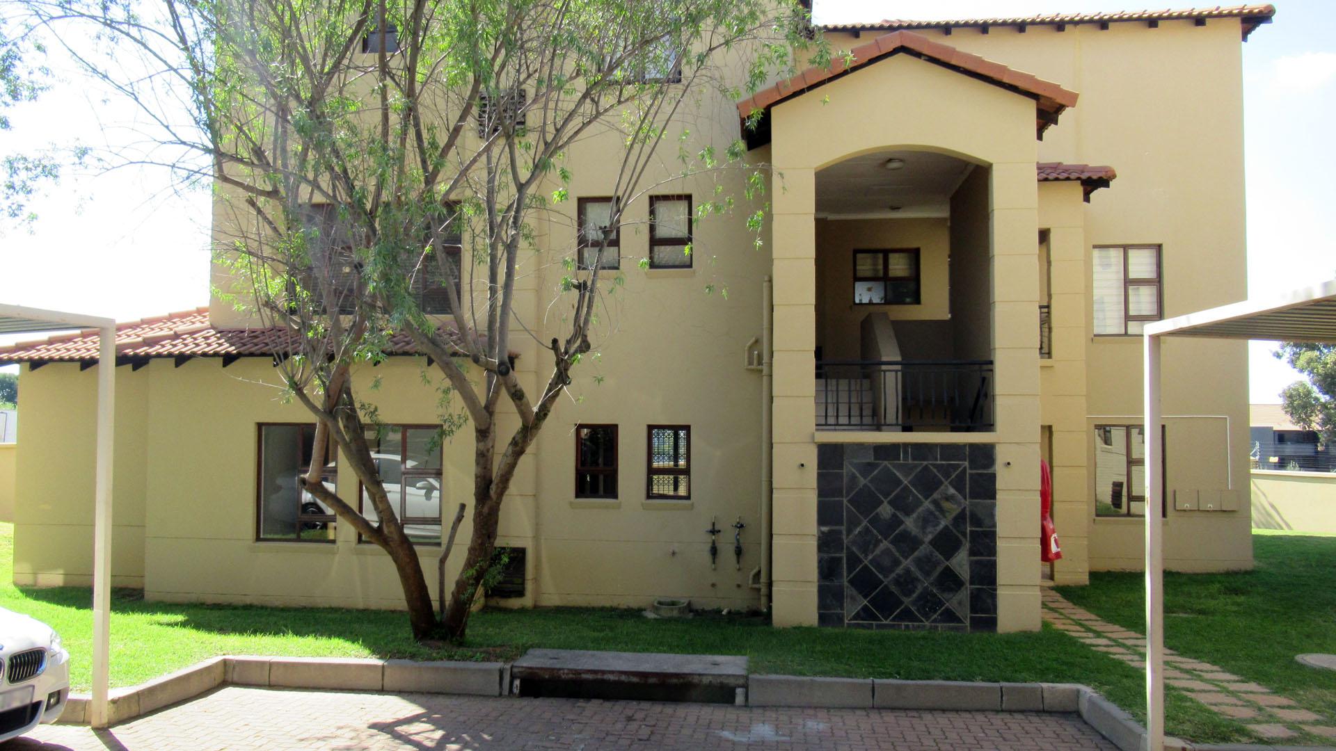 Front View of property in Erand Gardens