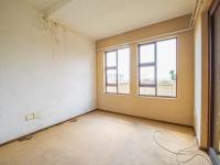 Main Bedroom - 17 square meters of property in Erand Gardens