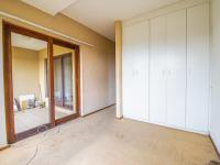 Main Bedroom - 17 square meters of property in Erand Gardens