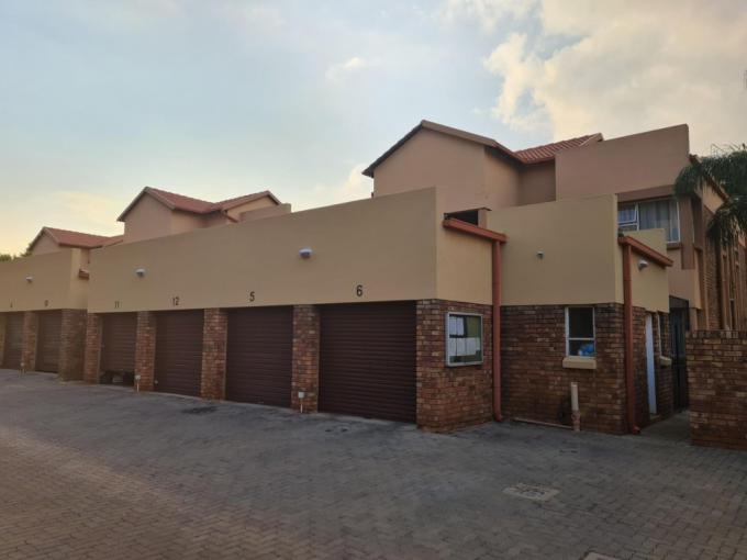 2 Bedroom Apartment for Sale For Sale in Pretoria North - MR443911