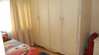 Bed Room 1 - 13 square meters of property in Montclair (Dbn)